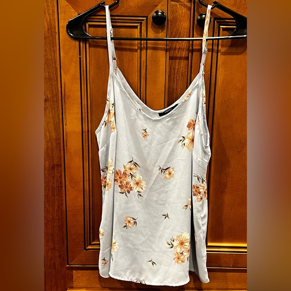 Forever 21 Floral Tank Top Blouse Size Medium